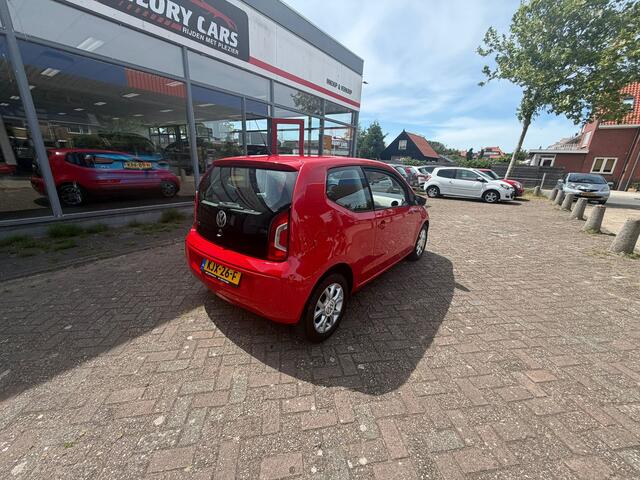 Volkswagen UP 1.0 high up NAVI-ANDOID-AIRCO-E APK