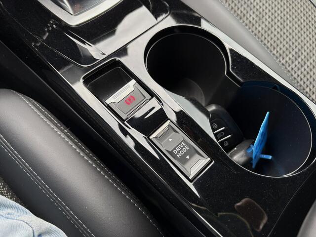 Peugeot 208 1.2 101pk GT-line Automaat, LED, Apple Carplay, 3D cockpit
