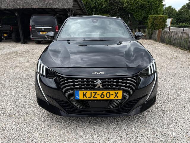 Peugeot 208 1.2 101pk GT-line Automaat, LED, Apple Carplay, 3D cockpit