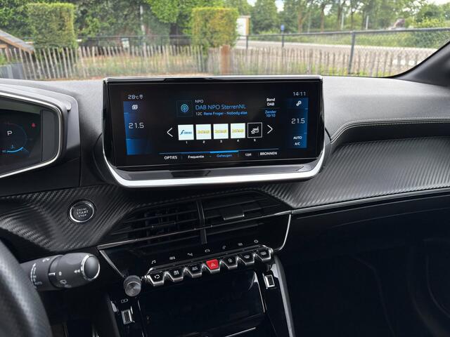 Peugeot 208 1.2 101pk GT-line Automaat, LED, Apple Carplay, 3D cockpit