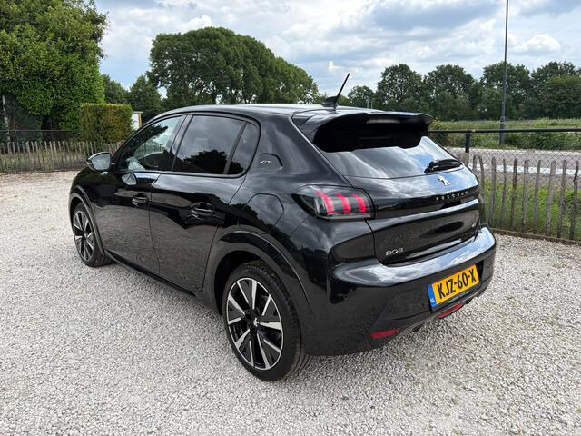 Peugeot 208 1.2 101pk GT-line Automaat, LED, Apple Carplay, 3D cockpit
