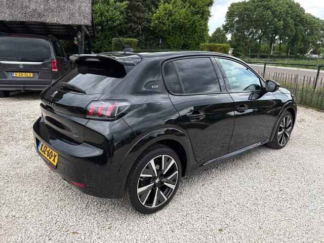 Peugeot 208 1.2 101pk GT-line Automaat, LED, Apple Carplay, 3D cockpit