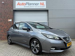 NISSAN LEAF Tekna 40 kWh! 360� Camera! Bose! Navi!