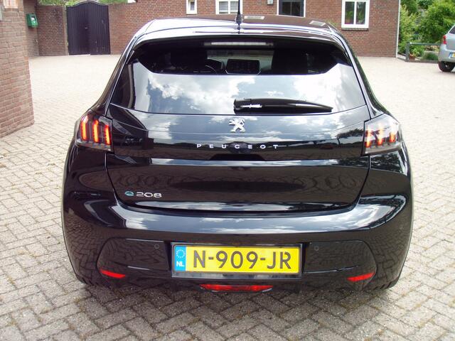 Peugeot E-208 EV Allure Pack 50 kWh