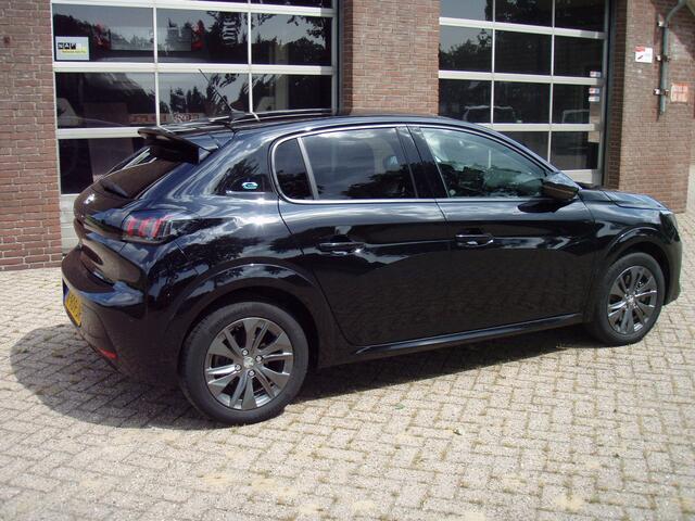 Peugeot E-208 EV Allure Pack 50 kWh