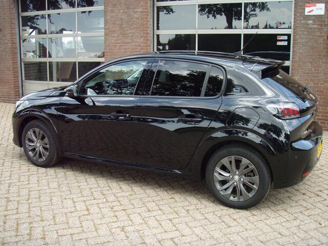 Peugeot E-208 EV Allure Pack 50 kWh