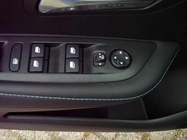 Peugeot E-208 EV Allure Pack 50 kWh