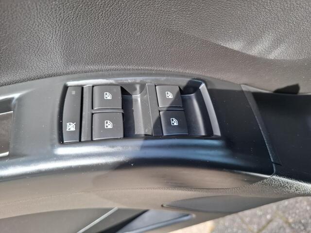 Opel Meriva 1.4 Turbo Cosmo All Seasonbanden | Trekhaak | e APK bij aflevering
