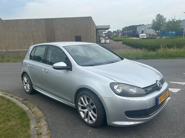 Volkswagen Golf 2011  1.6 TDI BlueMotion  LMV  ELEC. RAMEN  AIRCO