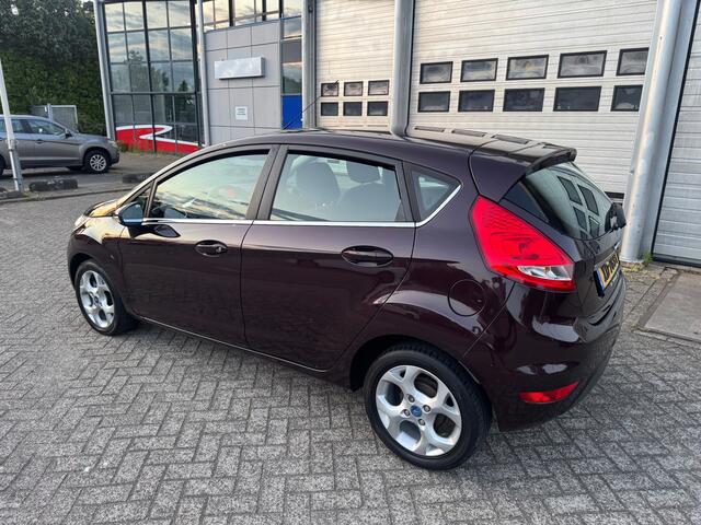 Ford Fiesta 1.25 Titanium 5 Deurs, Clima, Lm velgen