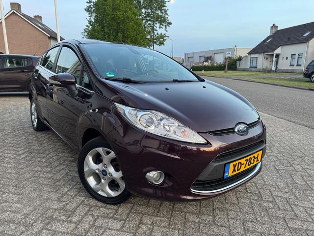 Ford Fiesta 1.25 Titanium 5 Deurs, Clima, Lm velgen
