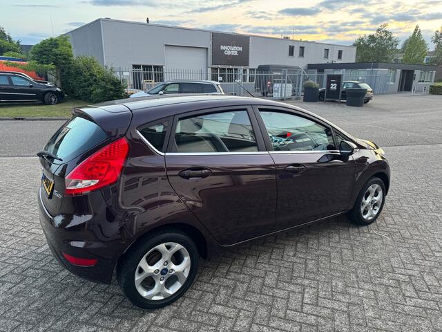 Ford Fiesta 1.25 Titanium 5 Deurs, Clima, Lm velgen