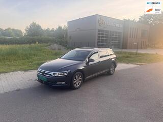 VOLKSWAGEN PASSAT Variant 1.6 TDI Comfortline Business Automaat.Clima.Navi.Camera