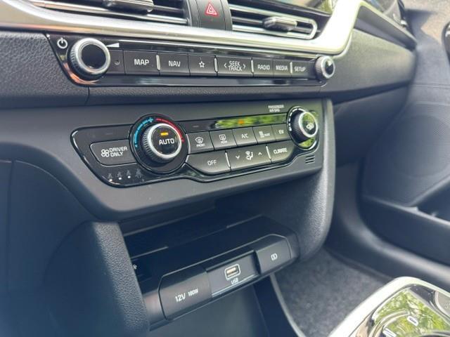 KIA E-Niro DYNAMIC PLUSLINE 64KWH/3 FASE LADEN SOH100%/ACARPLAY/HLEER/FABRIEKSGARANTIE