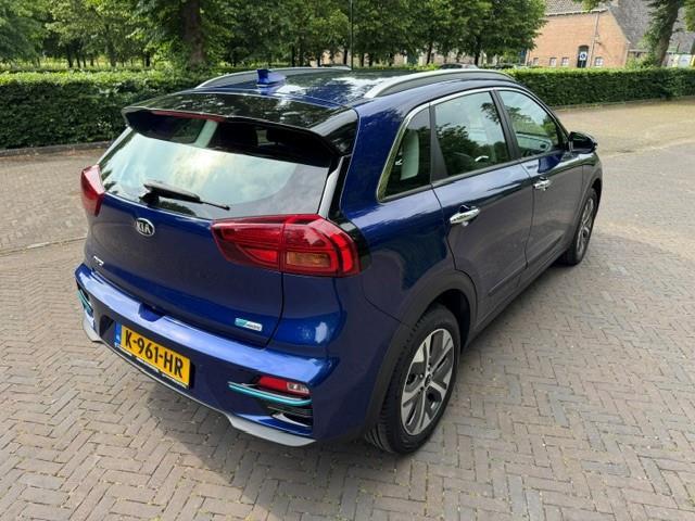KIA E-Niro DYNAMIC PLUSLINE 64KWH/3 FASE LADEN SOH100%/ACARPLAY/HLEER/FABRIEKSGARANTIE
