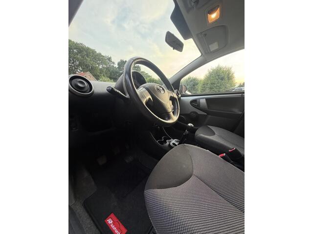 Toyota Aygo 1.0 VVT-i Aspiration Airco/Facelift/5DRS/LED/NAP