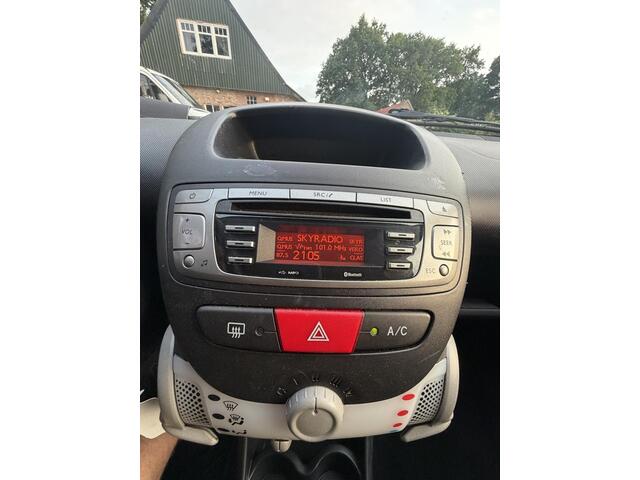 Toyota Aygo 1.0 VVT-i Aspiration Airco/Facelift/5DRS/LED/NAP