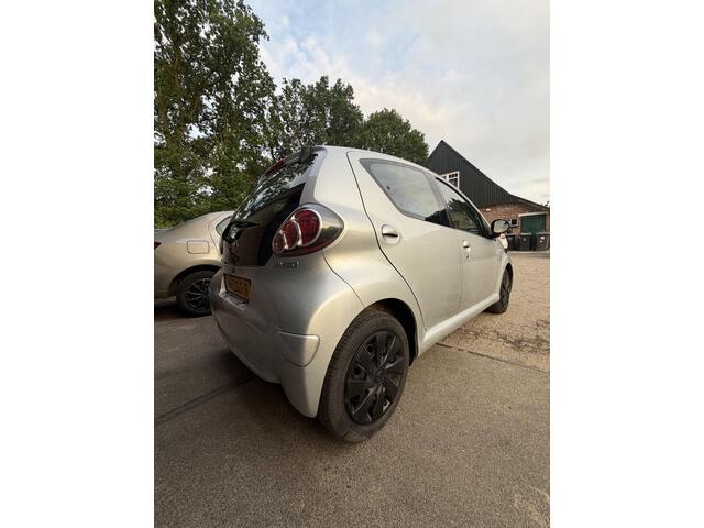 Toyota Aygo 1.0 VVT-i Aspiration Airco/Facelift/5DRS/LED/NAP