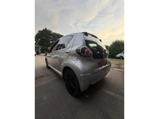 Toyota Aygo 1.0 VVT-i Aspiration Airco/Facelift/5DRS/LED/NAP