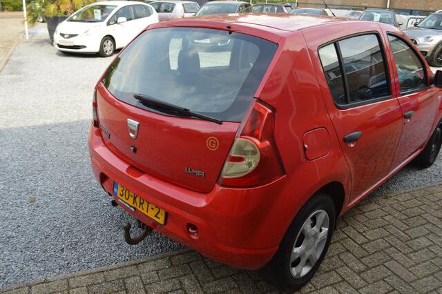 Dacia Sandero 1.2 Stuurbekrachtiging 5Drs Jaar APK