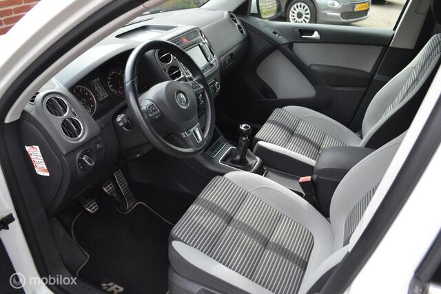 Volkswagen Tiguan 1.4 TSI R-Line | Motor vervangen | Vol opties | Panodak | Climate