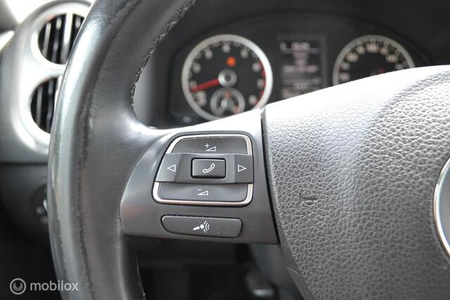 Volkswagen Tiguan 1.4 TSI R-Line | Motor vervangen | Vol opties | Panodak | Climate