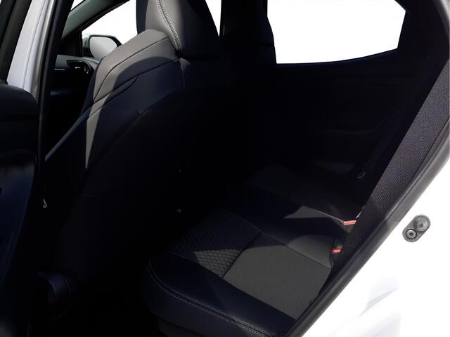 Toyota Yaris 1.5 Hybrid 130 Executive | CarPlay/Android Auto | Camera | LM Velgen |