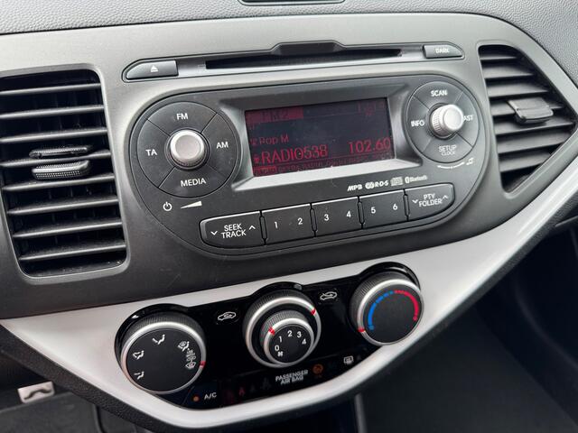 KIA Picanto 1.0 CVVT World Cup Ed. 5DRS AIRCO