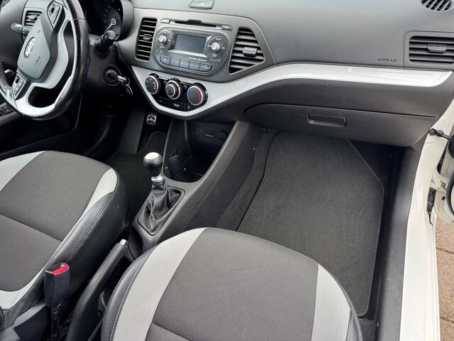 KIA Picanto 1.0 CVVT World Cup Ed. 5DRS AIRCO