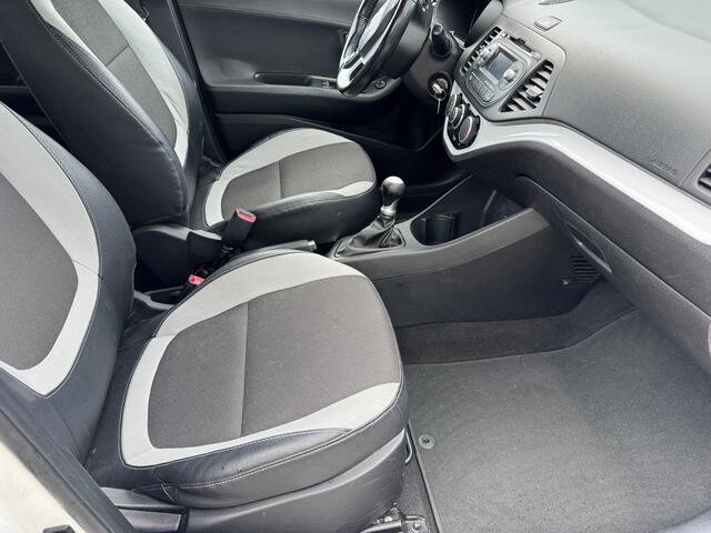 KIA Picanto 1.0 CVVT World Cup Ed. 5DRS AIRCO