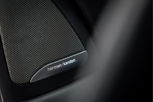 BMW X5 xDrive50e M-Competition Pano - Dravit Grau - Trekhaak - Harman Kardon