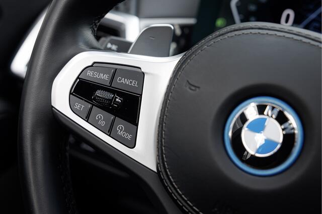 BMW X5 xDrive50e M-Competition Pano - Dravit Grau - Trekhaak - Harman Kardon