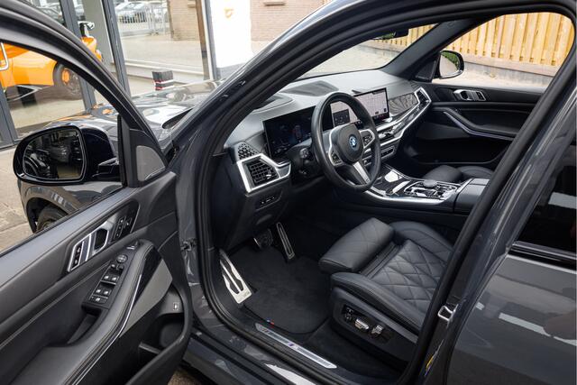 BMW X5 xDrive50e M-Competition Pano - Dravit Grau - Trekhaak - Harman Kardon