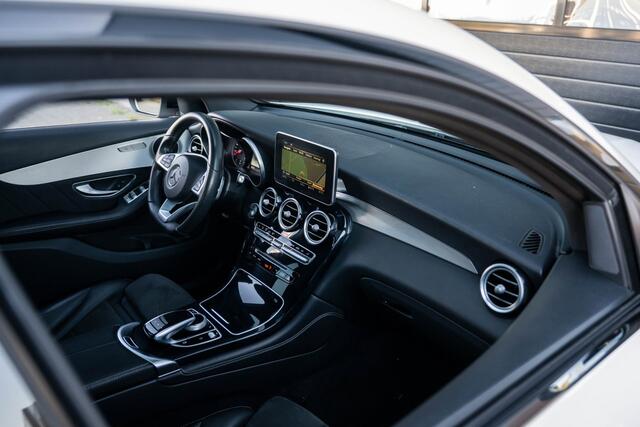 Mercedes-Benz GLC Coup� 250 AMG 4MATIC Premium Plus|Pano|Night|Sportstoel|Camera|Leer|Ambi|