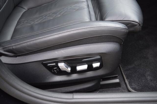 BMW 5-Serie Touring 540i xDrive M pakket/Harman Kardon/Pano/Headup/1 eig in NL