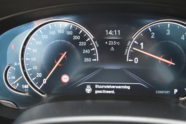 BMW 5-Serie Touring 540i xDrive M pakket/Harman Kardon/Pano/Headup/1 eig in NL