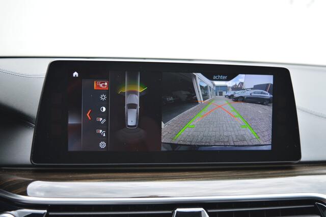 BMW 5-Serie Touring 540i xDrive M pakket/Harman Kardon/Pano/Headup/1 eig in NL