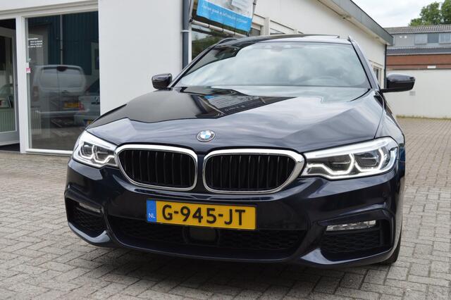 BMW 5-Serie Touring 540i xDrive M pakket/Harman Kardon/Pano/Headup/1 eig in NL
