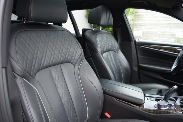 BMW 5-Serie Touring 540i xDrive M pakket/Harman Kardon/Pano/Headup/1 eig in NL