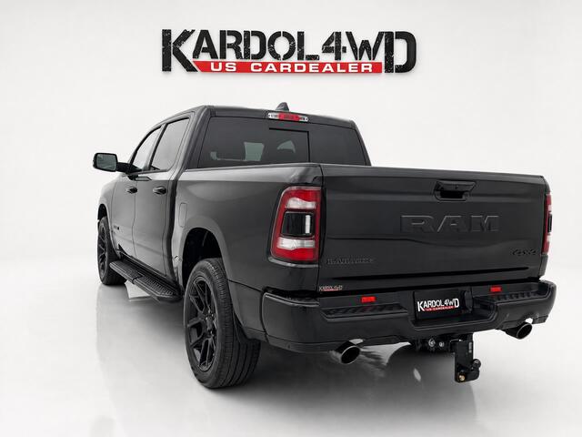 Dodge 1500 Ram Laramie Night Edition Modeljaar 24 | BOMVOL| Panoramadak elect. | Luchtvering | Virtual cockpit | Adaptive cruise | Geheel rijklaar incl. LPG