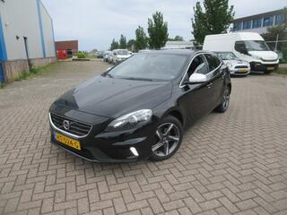 VOLVO V40 2.0 D2 R-Design Business, Lees tekst