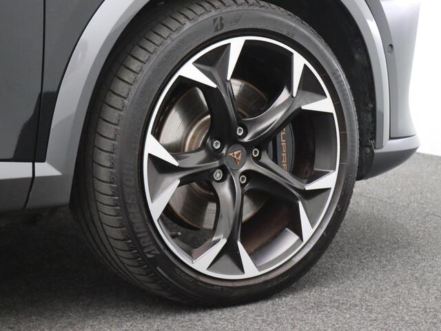 Cupra Formentor 1.4 e-Hybrid VZ Copper Edition 245PK DSG Leder, Trekhaak, 360gr. Camera, Panoramadak, Side Assist, Memorystoel, Matrix LED Verlichting, Elek
