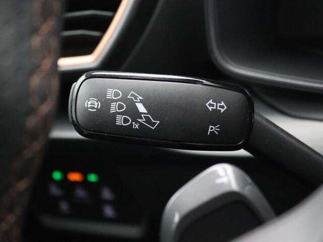 Cupra Formentor 1.4 e-Hybrid VZ Copper Edition 245PK DSG Leder, Trekhaak, 360gr. Camera, Panoramadak, Side Assist, Memorystoel, Matrix LED Verlichting, Elek