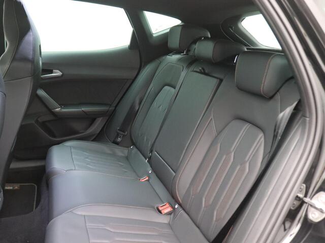 Cupra Formentor 1.4 e-Hybrid VZ Copper Edition 245PK DSG Leder, Trekhaak, 360gr. Camera, Panoramadak, Side Assist, Memorystoel, Matrix LED Verlichting, Elek