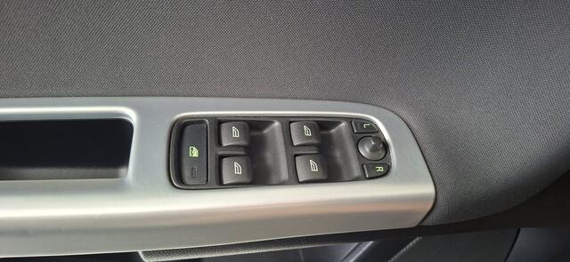 Volvo V50 2.0 Sport memory stoel/ecc/bluetooth/onderhoudsboekje