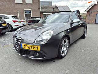 ALFA ROMEO GIULIETTA 2.0 JTDm Distinctive Navi Clima Cruise Leer 18 Inch sportvelgen