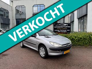PEUGEOT 206 1.4 XT AUTOMAAT!! 1 JAAR APK!!