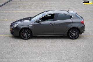ALFA ROMEO GIULIETTA 1.4 T Distinctive QV-Line