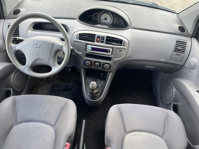 Hyundai Matrix 1.6i Dynamic - Airco - Schade