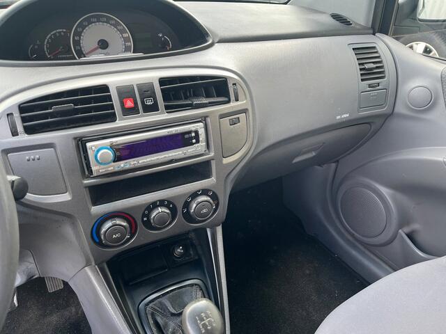 Hyundai Matrix 1.6i Dynamic - Airco - Schade